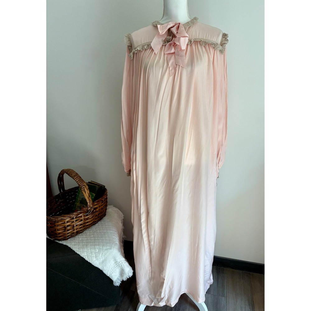 Vintage 1940s Iris Pink Satin Nightgown Gown Lace Bow 42 Bust Lingerie L/XL